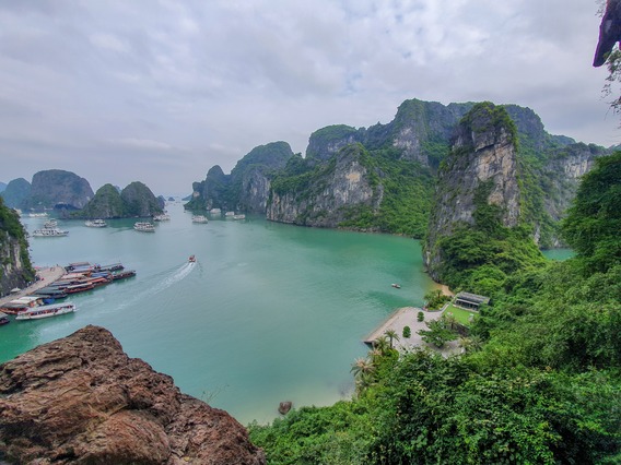 Apa yang Terkenal dari Vietnam? - Ha Long Bay