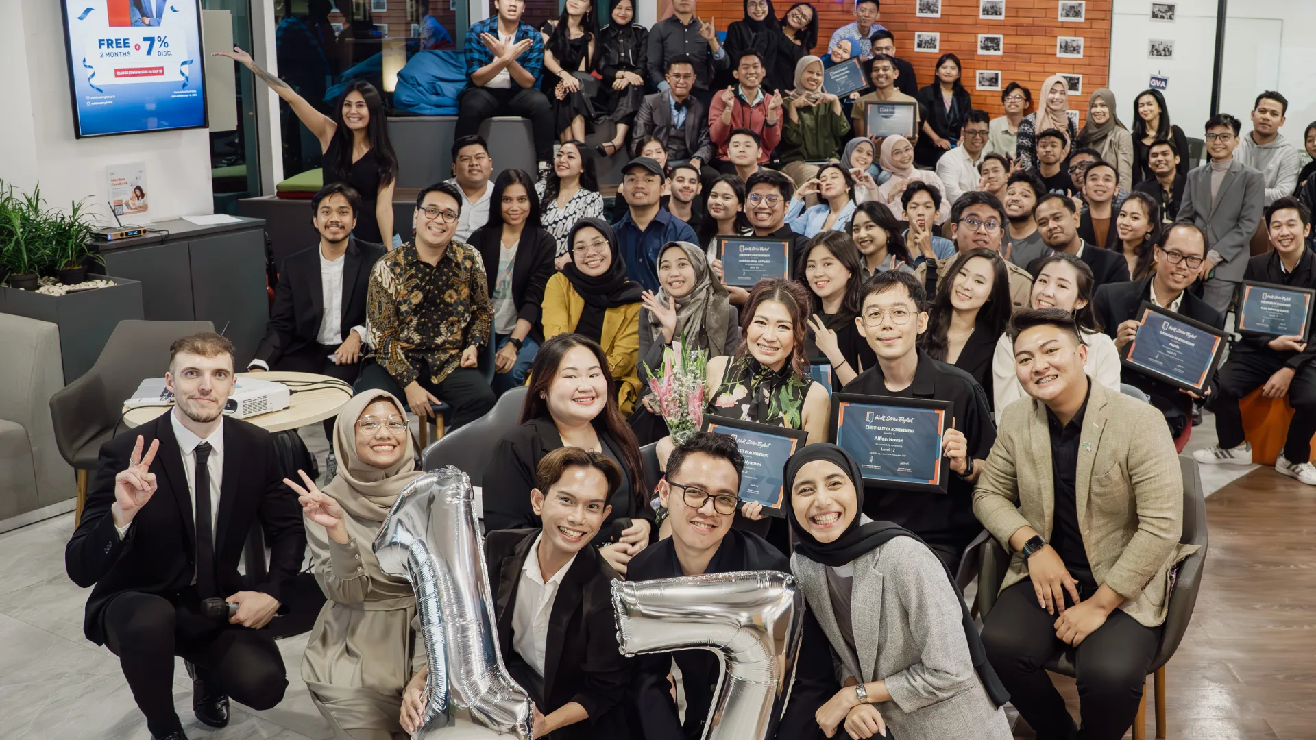 Momen komunitas Wall Street English 4